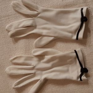 Vintage white gloves